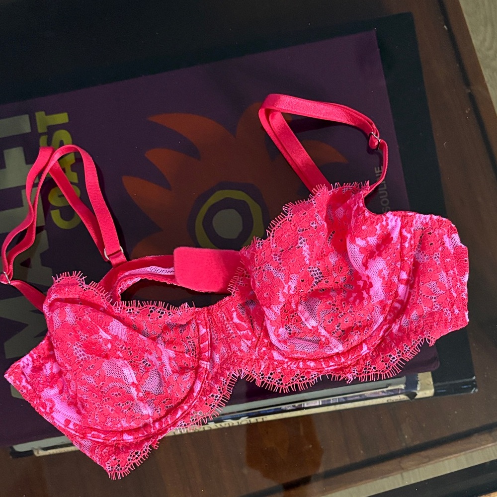 LAST CHANCE 〰️ victorias secret | nwot 34B